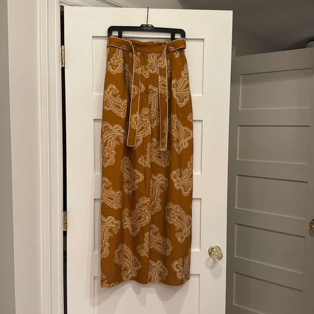 Zimmerman camel paisley print wide leg silk pants.  Size 0 fits like a size 2.